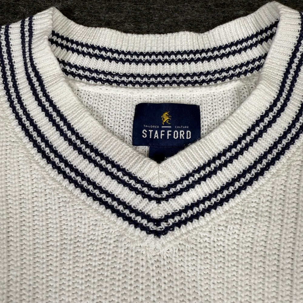 Stafford Mens V Neck Sweater White Navy Stripe‎ Classic Fit Knit M